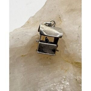 Vintage Sterling Silver Well Charm Moving Handle 3D Figural Pendant 1.11g